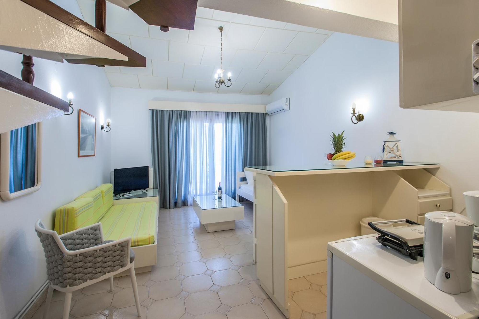 Chrissomalli Sofia Studios Skiathos Town Ngoại thất bức ảnh